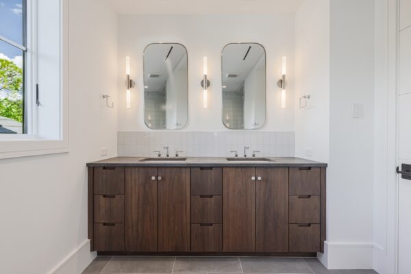 11Indian_Pipe_Home_build_