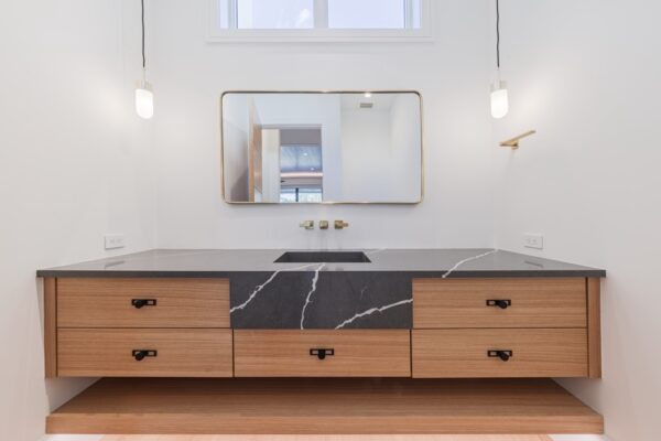 14Indian_Pipe_Home_build_